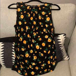 New York & Company Tank Top Size XS